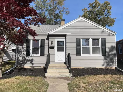 813 E Willcox Ave, Peoria, IL 61603