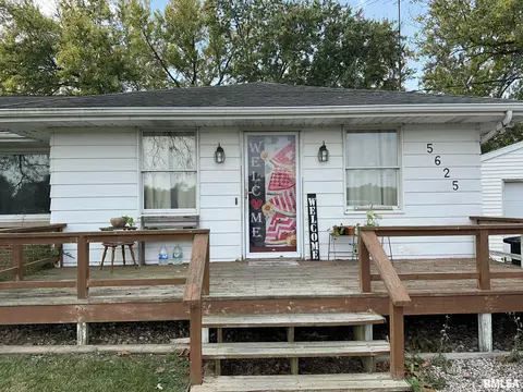 5625 N Kickapoo Edwards Rd, Edwards, IL 61528 photo 2