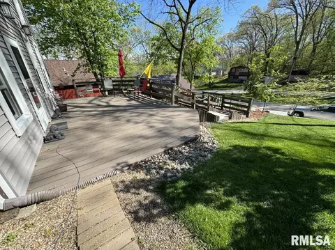 432 Hurst Dr, Macomb, IL 61455 photo 4