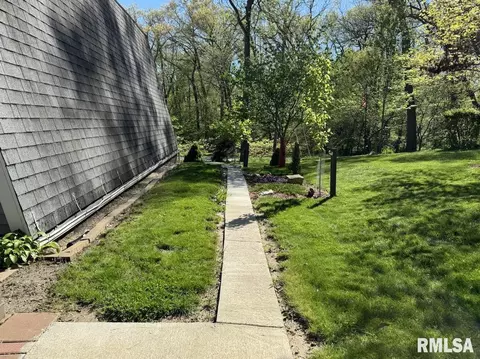 432 Hurst Dr, Macomb, IL 61455 photo 7