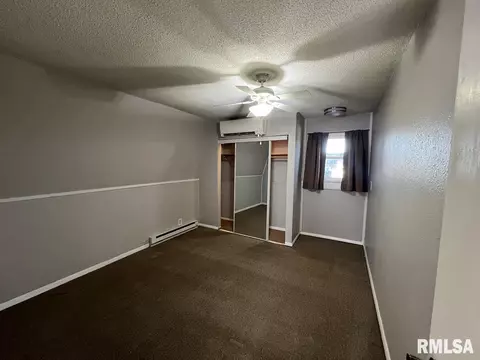 432 Hurst Dr, Macomb, IL 61455 photo 25