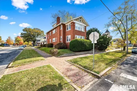616 N Cooper St, Peoria, IL 61606