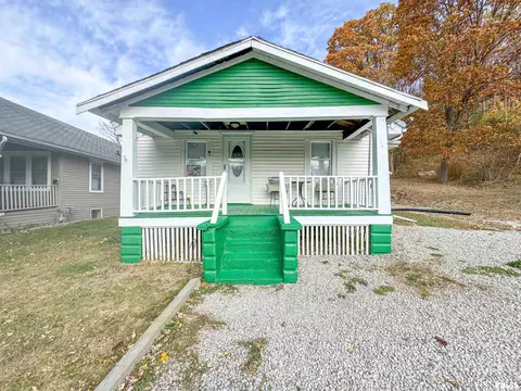 533 Bloomington Rd, East Peoria, IL 61611