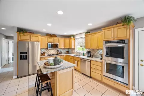 5922 W Deer Trace Ct, Dunlap, IL 61525 photo 15