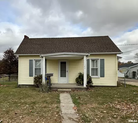 143 W Birch St, Canton, IL 61520