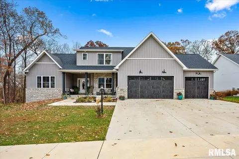 123 Rosemary Ln, Germantown Hills, IL 61548