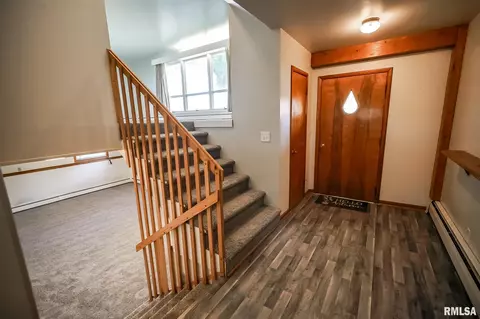 706 W Jackson St, Abingdon, IL 61410 photo 38
