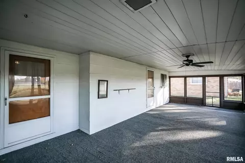 706 W Jackson St, Abingdon, IL 61410 photo 60