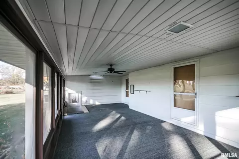 706 W Jackson St, Abingdon, IL 61410 photo 62