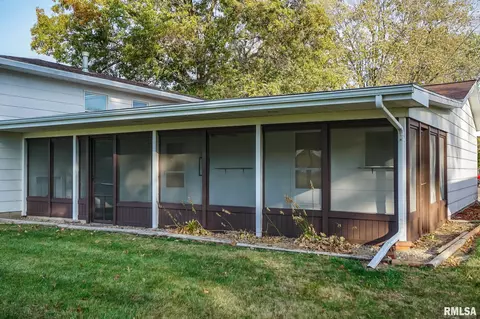 706 W Jackson St, Abingdon, IL 61410 photo 73