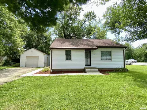 2622 W Nebraska Ave, West Peoria, IL 61604