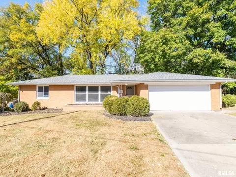 1629 W Virginia Ave, Peoria, IL 61604