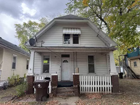 1403 N Machin Ave, Peoria, IL 61605