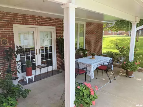 836 E Dunne St, Morton, IL 61550 photo 32