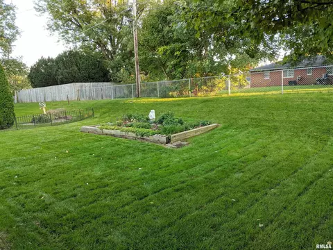 836 E Dunne St, Morton, IL 61550 photo 40