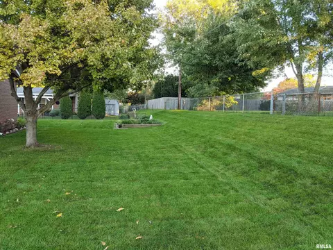 836 E Dunne St, Morton, IL 61550 photo 41