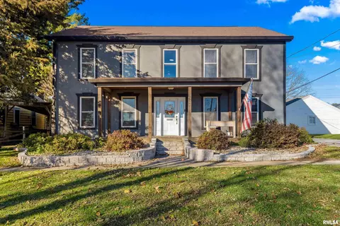 107 Zinser Pl, Washington, IL 61571