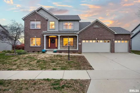 3807 W Crimson Rd, Dunlap, IL 61525