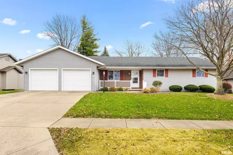 408 Hannibal St, Tremont, IL 61568
