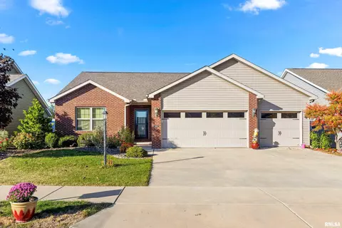 5346 N Kirsten Curv, Peoria, IL 61615