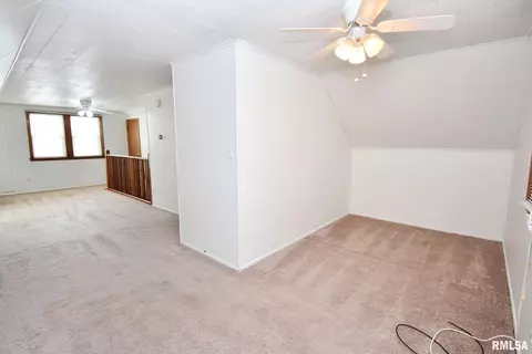 1015 E Adams St, Washington, IL 61571 photo 26