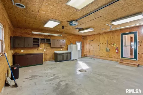 405 E Robinson St, Goodfield, IL 61742 photo 31