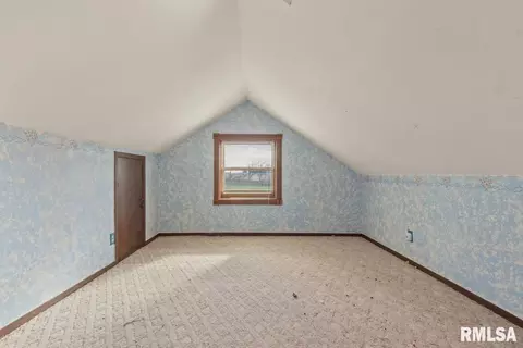 405 E Robinson St, Goodfield, IL 61742 photo 29