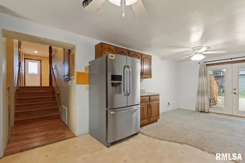 405 E Robinson St, Goodfield, IL 61742 photo 20