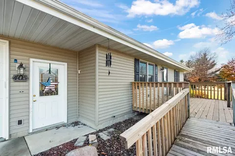 405 E Robinson St, Goodfield, IL 61742 photo 6