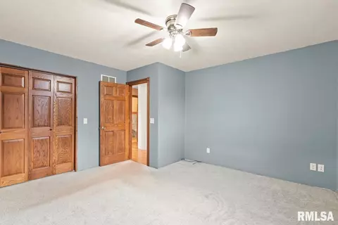 405 E Robinson St, Goodfield, IL 61742 photo 13