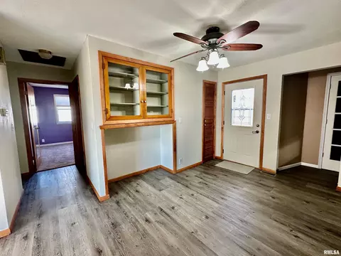 1011 E Madison St, Metamora, IL 61548 photo 5