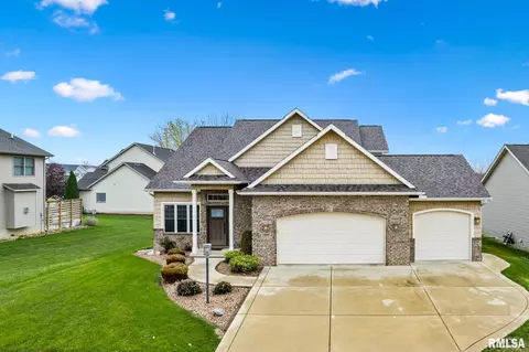 10609 N Trailside Ln, Dunlap, IL 61525