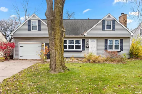 108 Lynn St, Washington, IL 61571