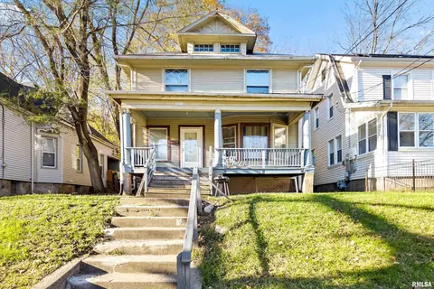 1015 NE Glendale Ave, Peoria, IL 61602