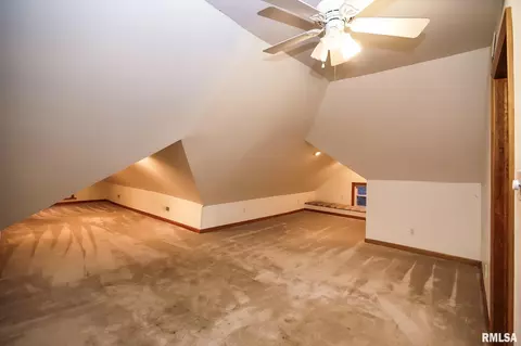 501 S Darst St, Eureka, IL 61530 photo 32