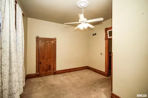501 S Darst St, Eureka, IL 61530 photo 23