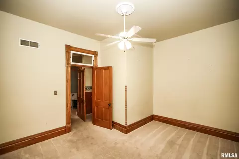 501 S Darst St, Eureka, IL 61530 photo 24