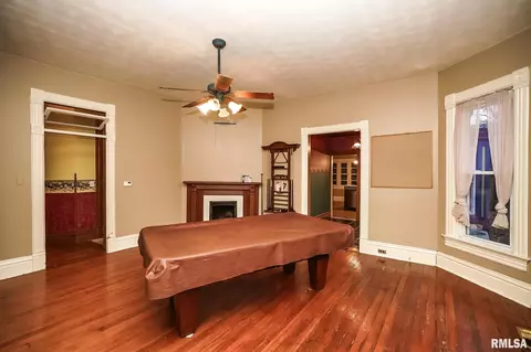 501 S Darst St, Eureka, IL 61530 photo 9