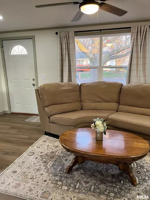 Living - 216 Lamoine St, Macomb, IL 61455 photo 1 of 1