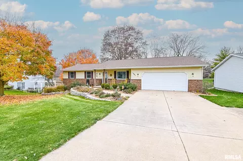 1441 Highview Rd, East Peoria, IL 61611