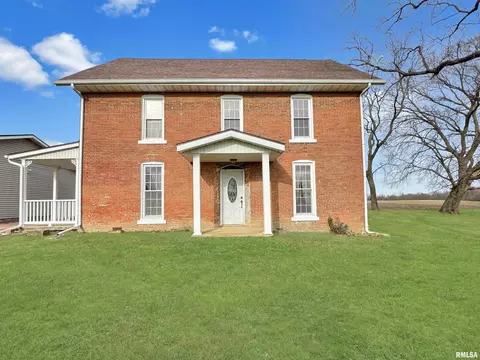 290 N St Marys St, Ipava, IL 61441