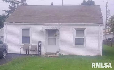 3329 N Stanley St, Peoria, IL 61604