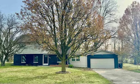 2808 W Farrelly Ave, Peoria, IL 61615