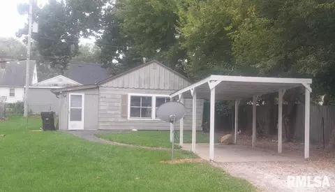 2232 W Albany St, Peoria, IL 61604