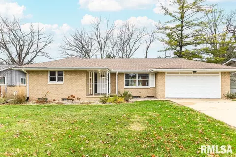 2110 W Newman Pkwy, Peoria, IL 61604