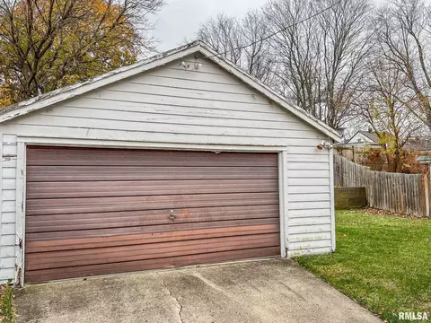 910 E Willcox Ave, Peoria, IL 61603 photo 27
