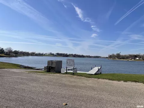 View/Area - 397 Mcgrew Dr, Avon, IL 61415 photo 3 of 3