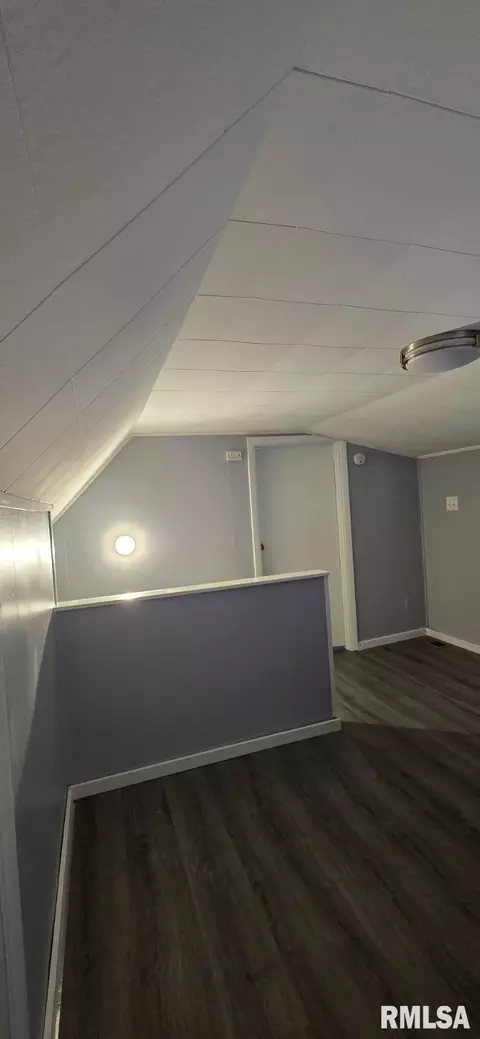 Entry Way - 500 E Bancroft St, West Point, IL 62380 photo 1 of 1