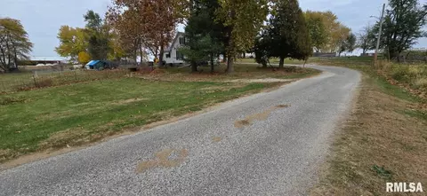 Exterior - 500 E Bancroft St, West Point, IL 62380 photo 4 of 5
