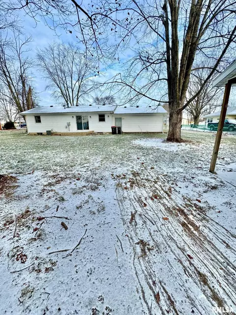 1028 Normal St, Henry, IL 61537 photo 23